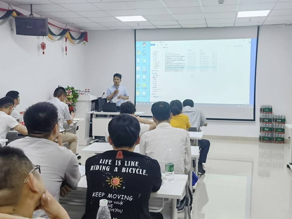 1625468117.jpg 威廉希尔体育·(中国)官方网站药业技术交流会 (3) - 副本.jpg